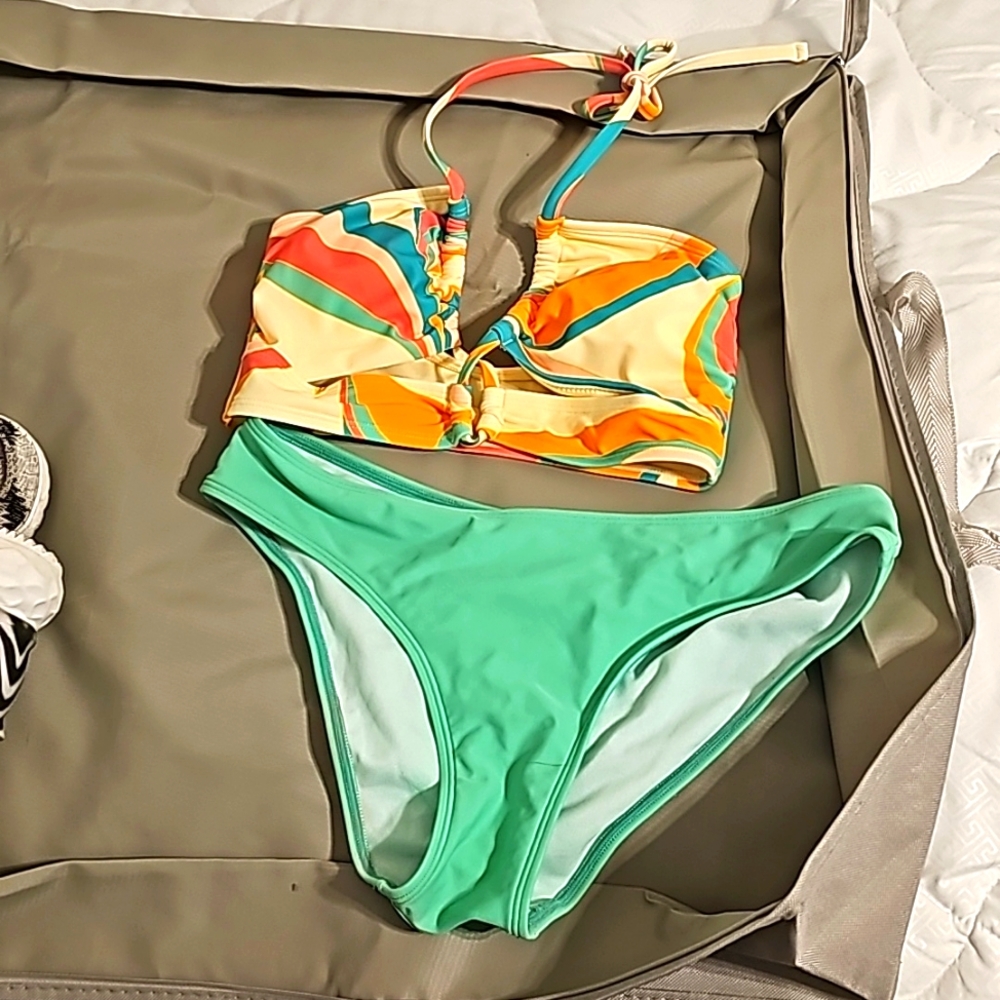 Cupshe Bikini Sz. Small